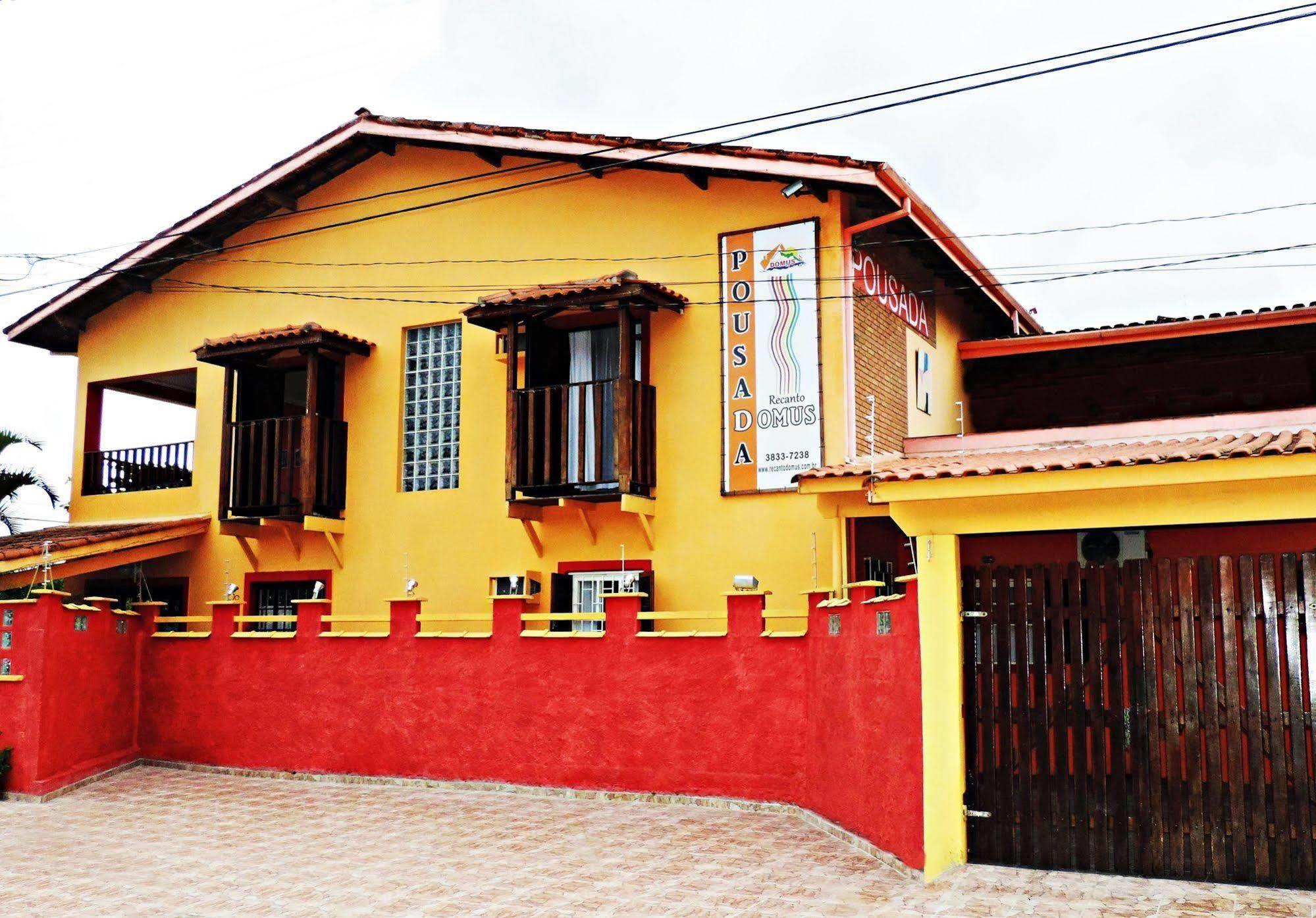 Pousada Recanto Domus Hotel Ubatuba Exterior photo